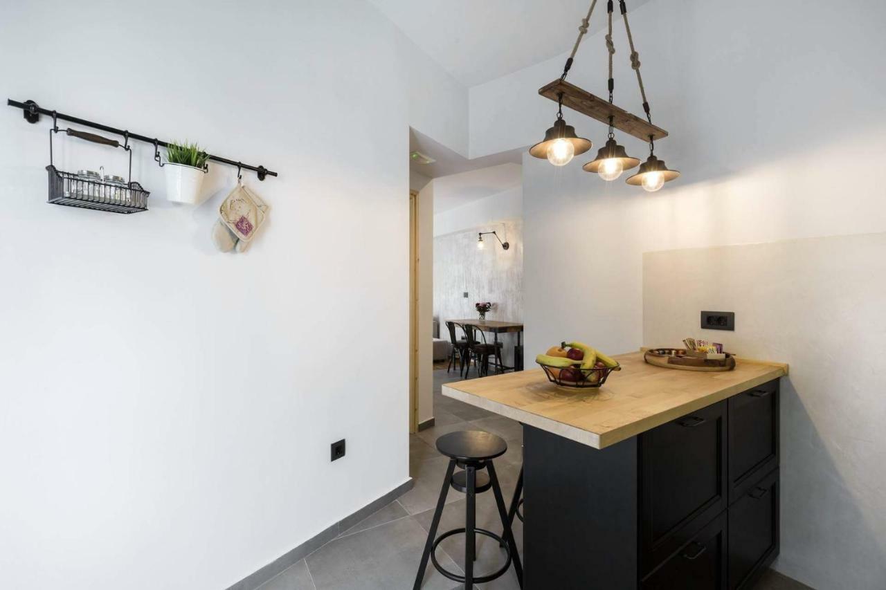 Atmospheric Apartment Near Acropolis By Cloudkeys Atina Dış mekan fotoğraf